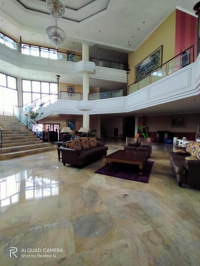 Yasmin Hotel Puncak Kültér fotó