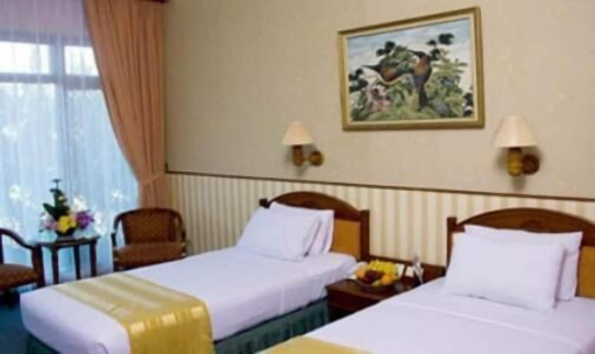 Yasmin Hotel Puncak Kültér fotó